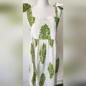 Elegant Green Leaf Print Dress